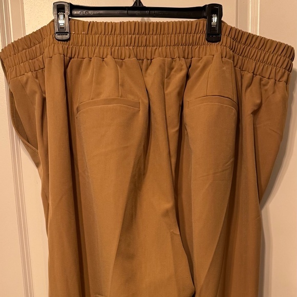 Lane Bryant Camel Paperbag Waist Wide-Leg Pants w/ Tie Belt and pockets– Size 28 - Picture 2 of 10